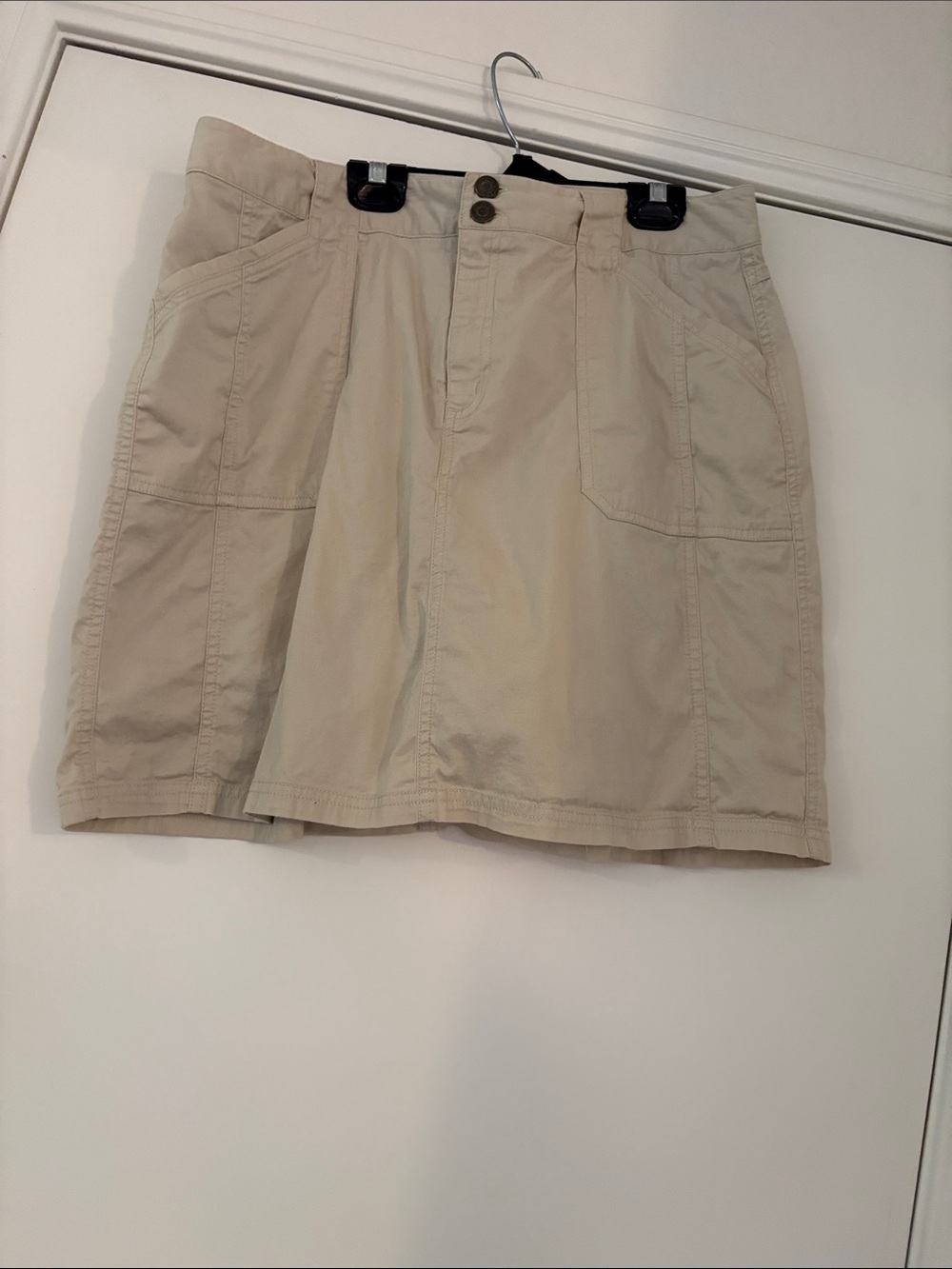 Croft & Barrow Light Tan Stretch Skort - 14